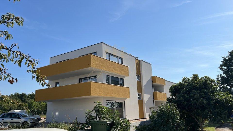 Neue Bau Wohnung Novigrad