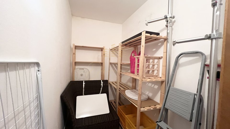 Apartamento con Picina