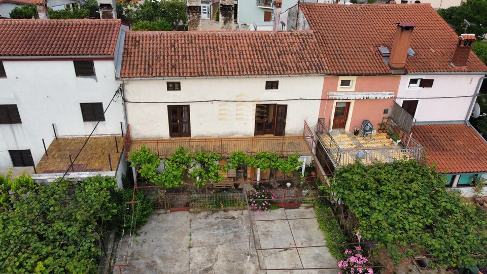 House, 180 m2, For Sale, Novigrad